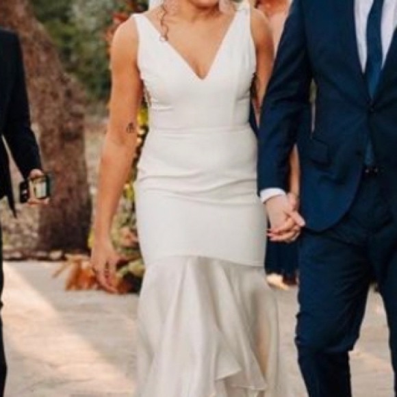 Sarah Seven Hotel Living Gown - Picture 6 of 8